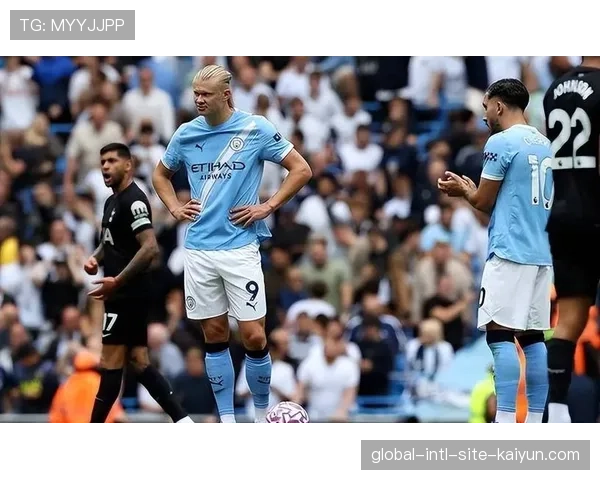 哈兰德遭遇七场进球荒 曼城锋线乏力成争冠隐忧 哈兰德遭遇七场进球荒 曼城锋线乏力成争冠隐忧